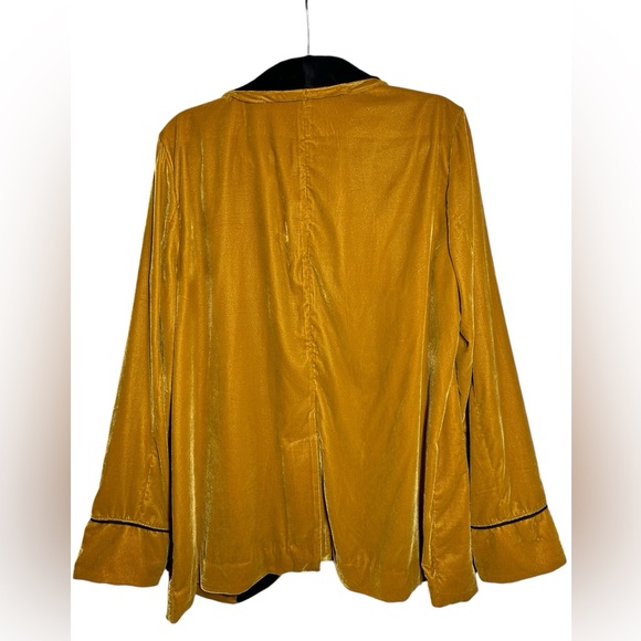 NWT Free People Golden Yellow Velvet Smoking Jacket. Size L. - Picture 4 of 7